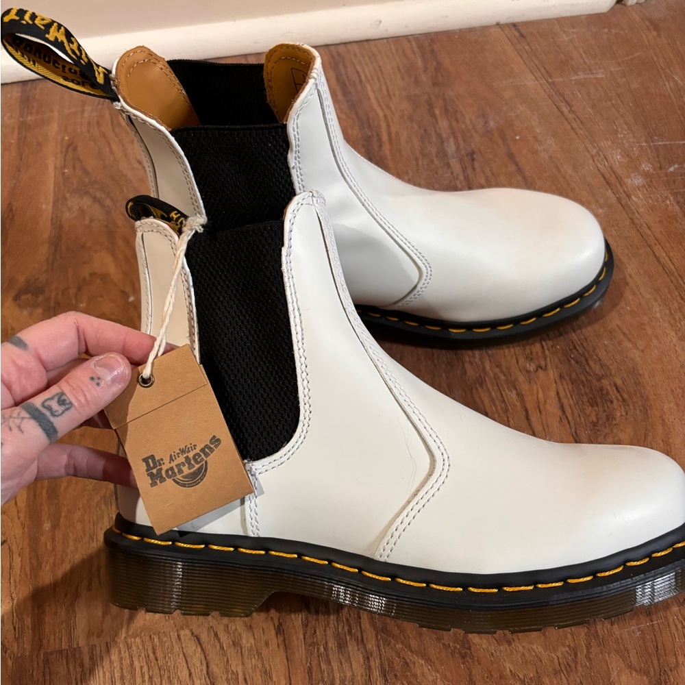 2976 White Chelsea Boot Dr. Martens